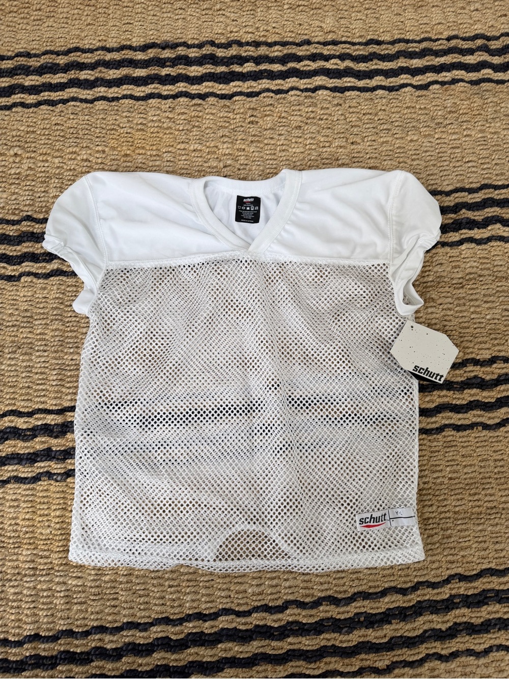 Schutt Brand Youth Boys Large White Mesh Practice Football Jersey. NWT.
